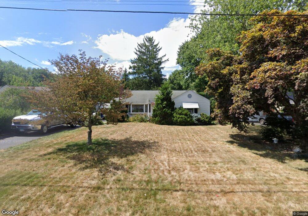 1355 Crest Dr, Windsor, CT 06095 - photo 1