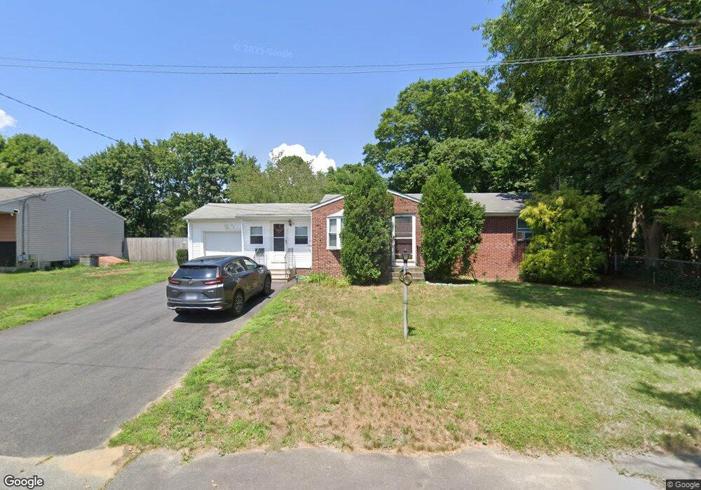 99 Vineyard Rd, Warwick, RI 02889 - photo 1