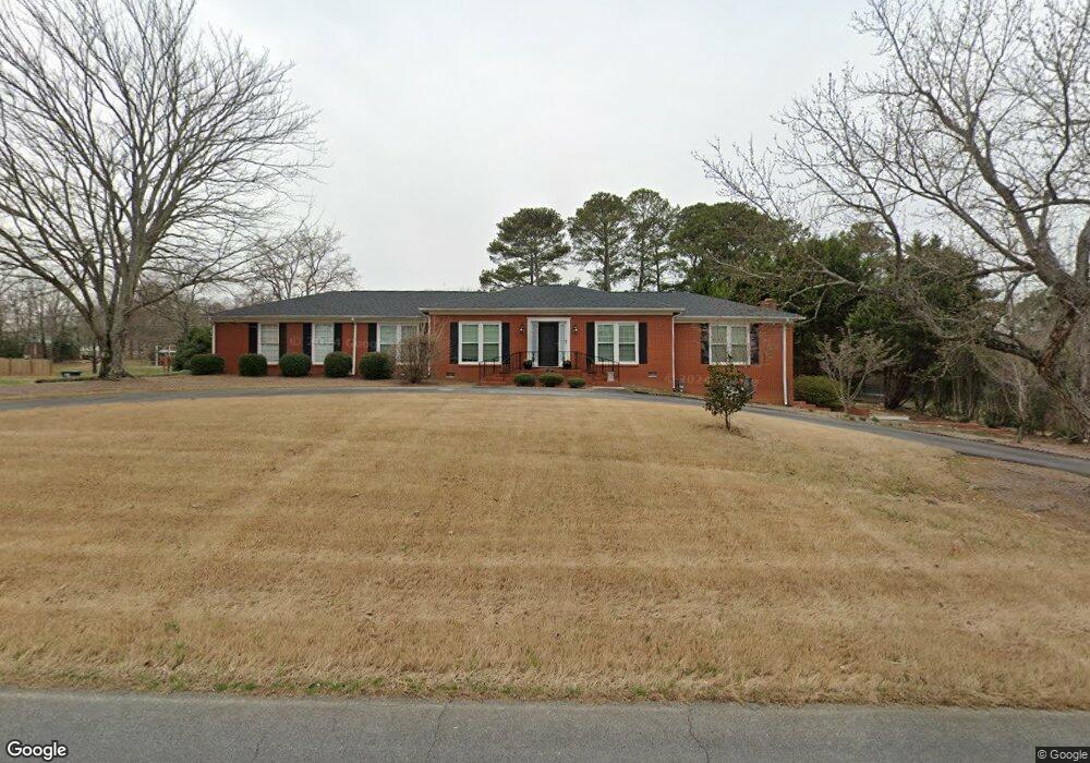 110 Windsor Dr, Calhoun, GA 30701 - photo 1