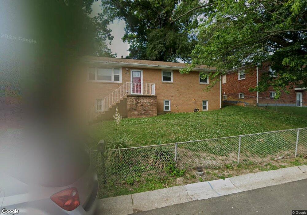 4921 Gunther St, Capitol Heights, MD 20743 - photo 1