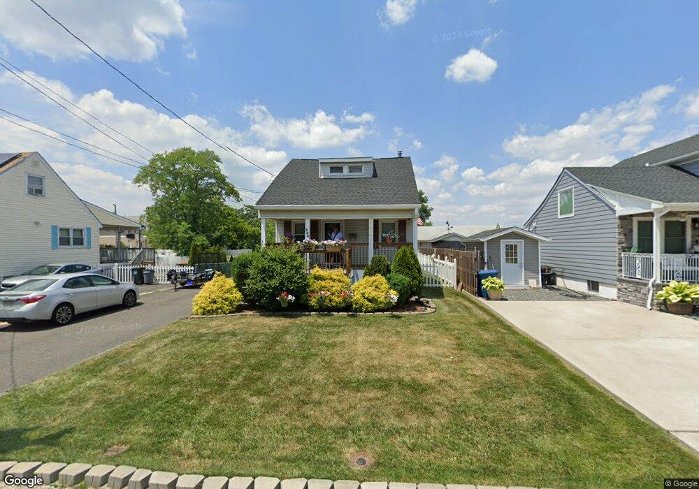 320 Furman Blvd, Keyport, NJ 07735 - photo 1