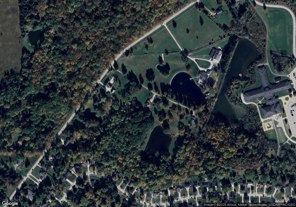 247 Aurora Hudson Rd, Aurora, OH 44202 - photo 1