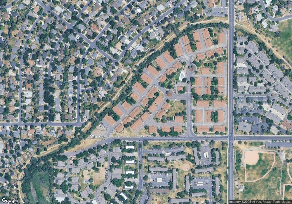 11810 E Canal Dr unit LY, Aurora, CO 80011 - photo 1