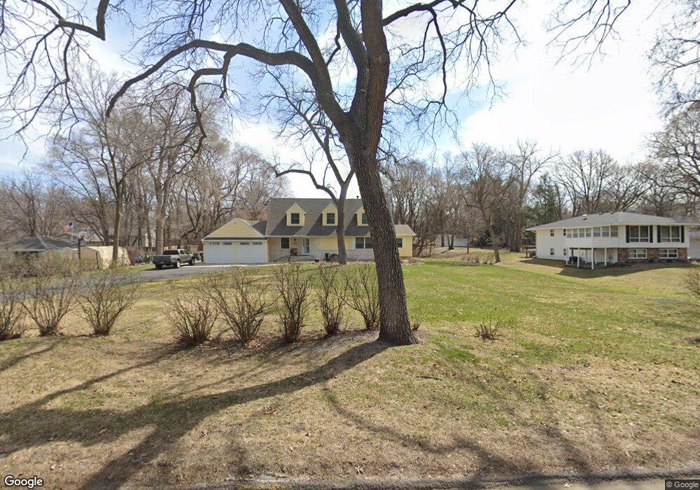 4327 Highland Rd, Minnetonka, MN 55345 - photo 1