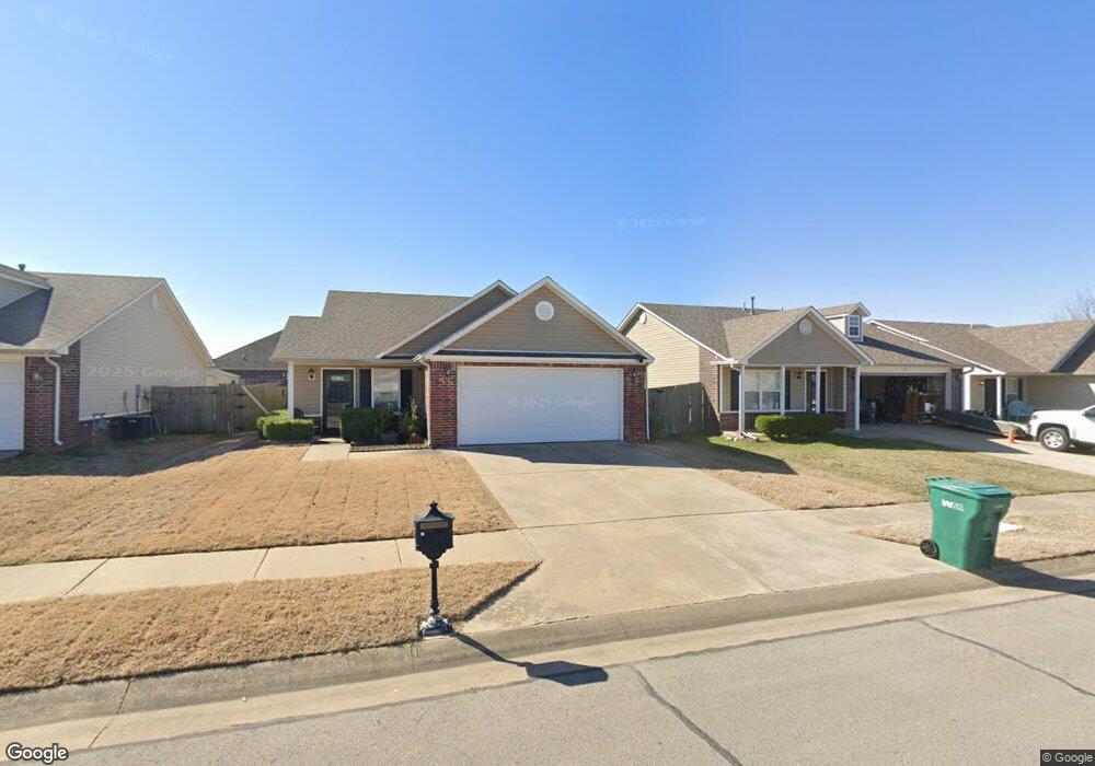 10 E Fairlane Place, Sapulpa, OK 74066 - photo 1