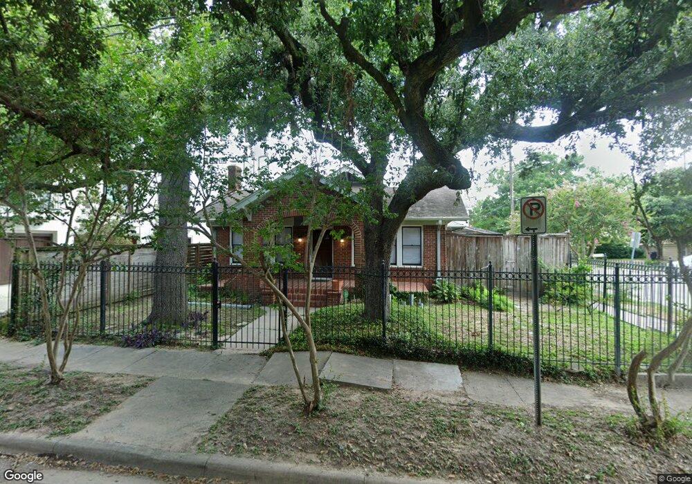 1702 Welch St, Houston, TX 77006 - photo 1