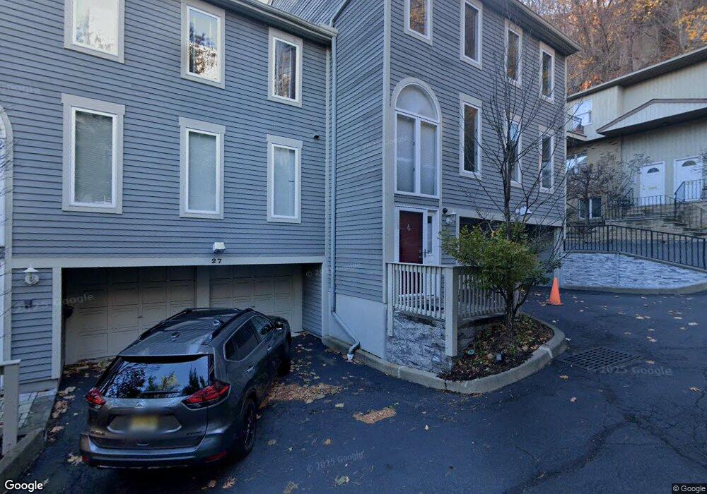 29 Hooks Ln, Edgewater, NJ 07020 - photo 1