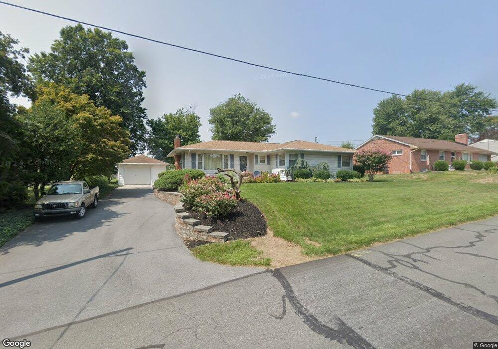 22 Ethel Ave, Leola, PA 17540 - photo 1