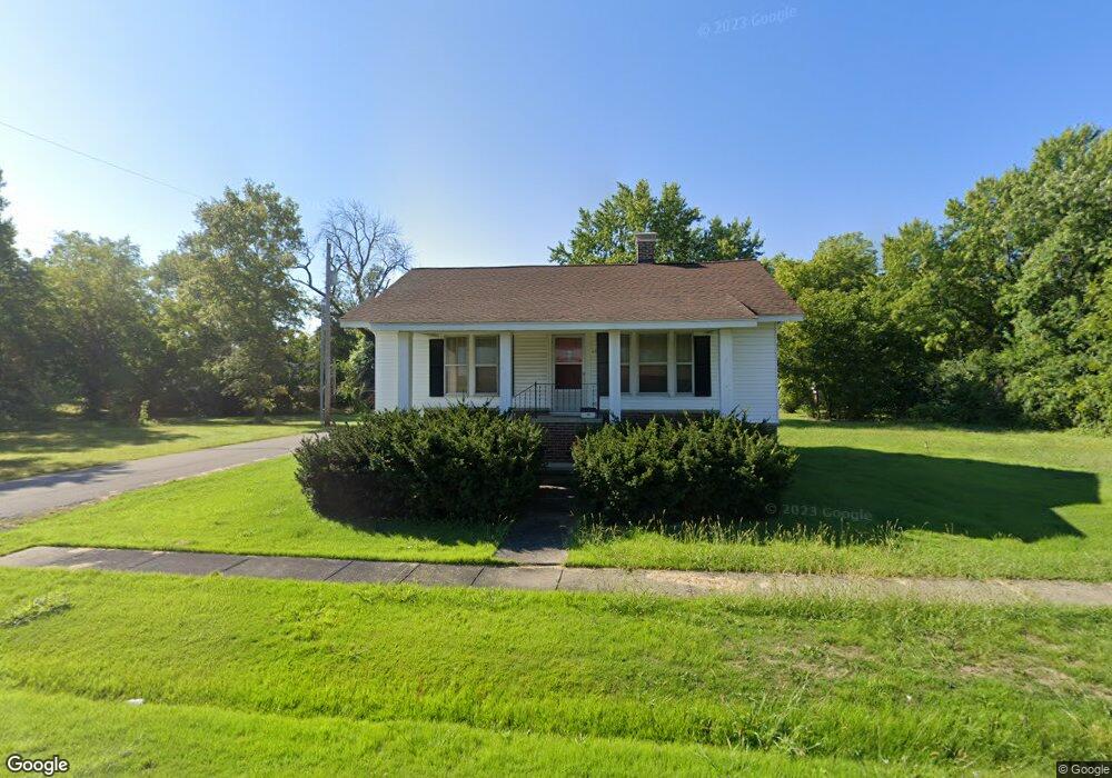 117 E Big 4 St, Harrisburg, IL 62946 - photo 1
