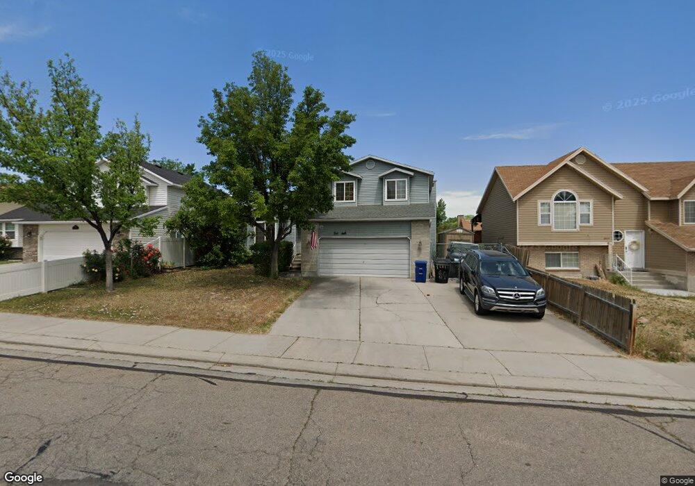 5272 Wake Robin Dr, West Jordan, UT 84081 - photo 1