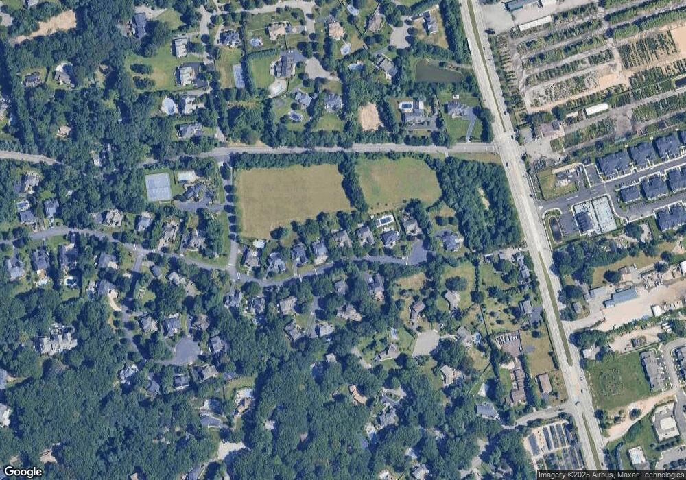 9 Hunting Hollow Ct, Dix Hills, NY 11746 - photo 1