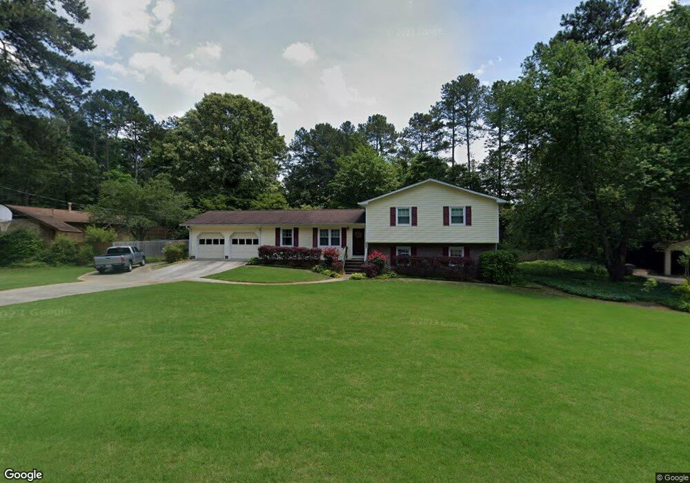 4172 Whispering Forest Ct SW unit 13, Lilburn, GA 30047 - photo 1