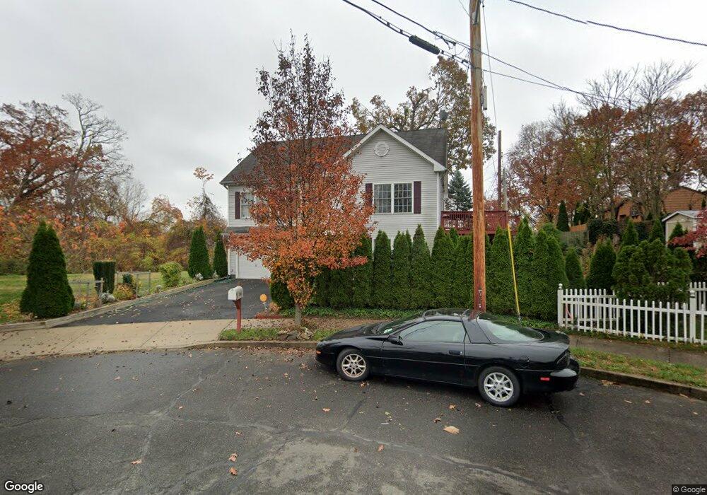 119 Erika Cir, Bridgeport, CT 06606 - photo 1