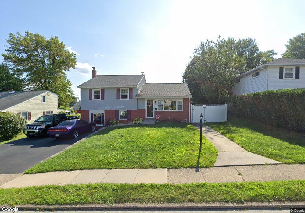 218 Bramber Dr, Broomall, PA 19008 - photo 1