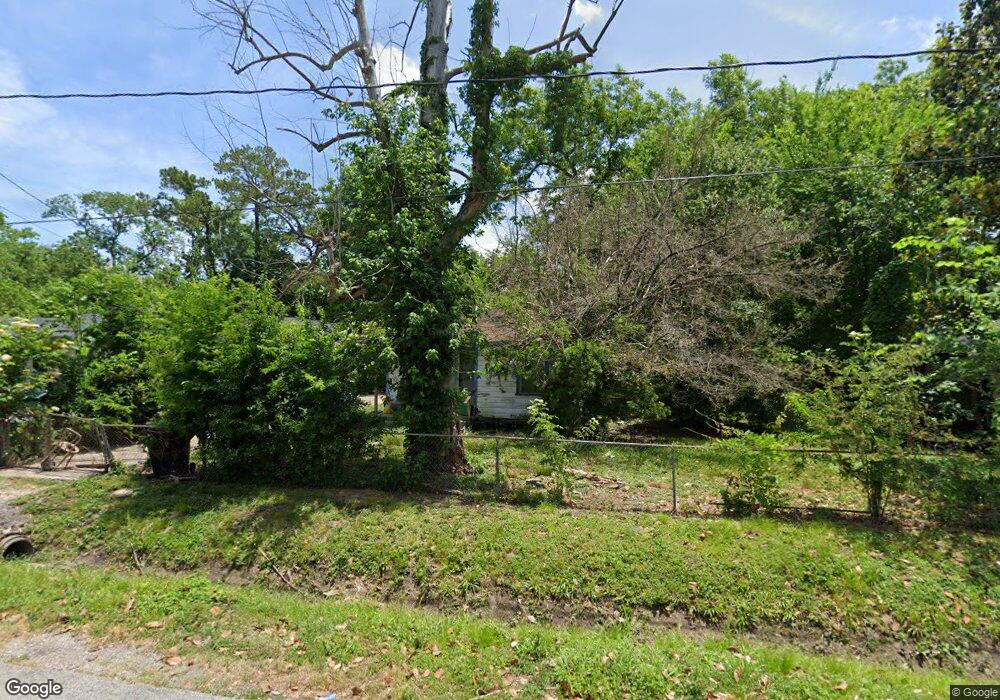 6412 Peachtree St, Houston, TX 77028 - photo 1