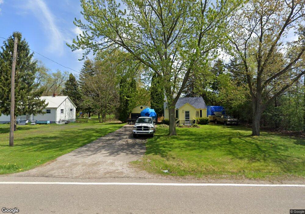 2491 Utley Rd, Flint, MI 48532 - photo 1