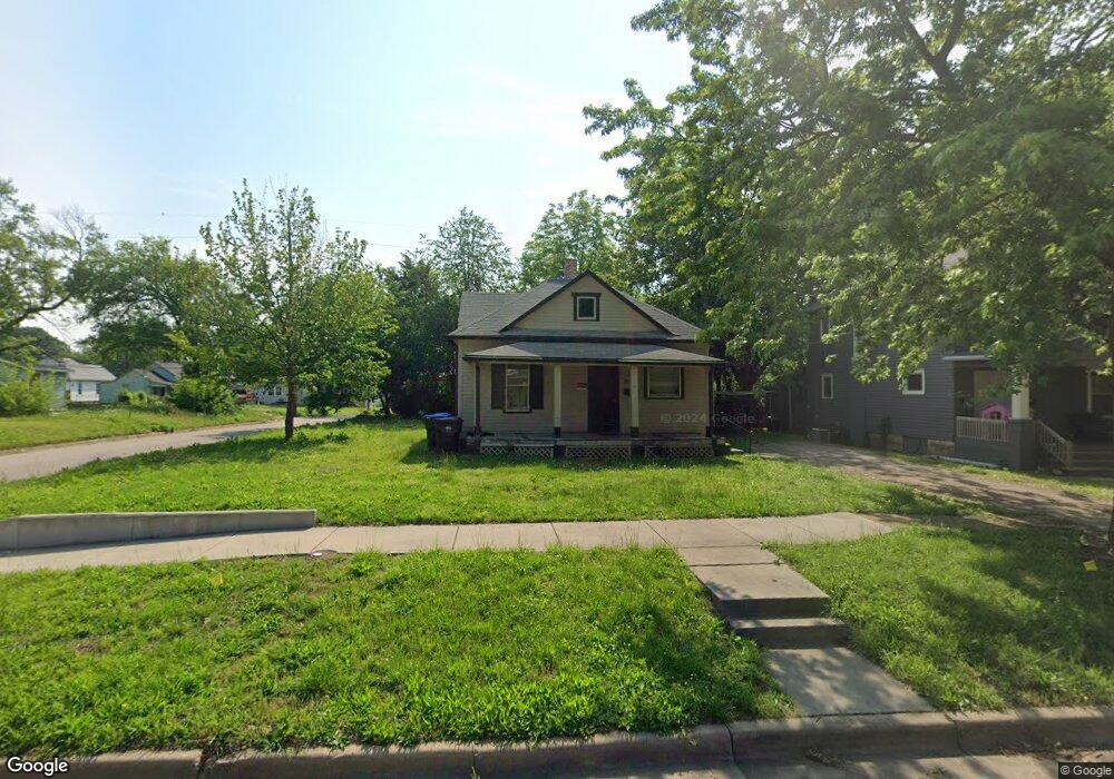 2032 SW Clay St, Topeka, KS 66604 - photo 1