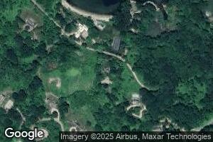 4215 Brooks Point Rd, Fishers Island, NY 06390