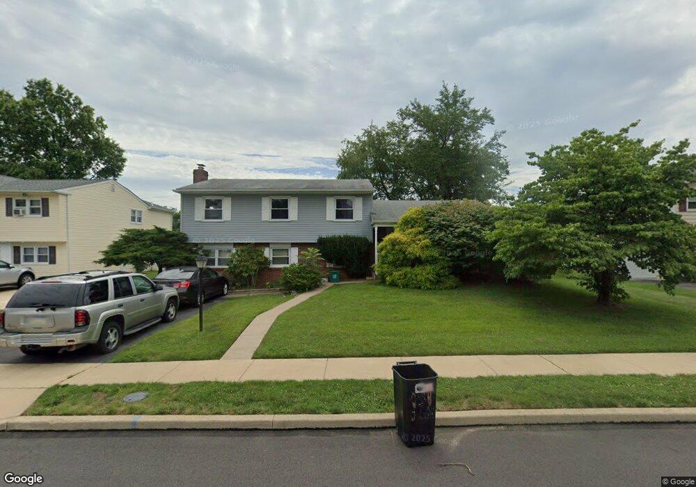 131 Louise Dr, Morrisville, PA 19067 - photo 1