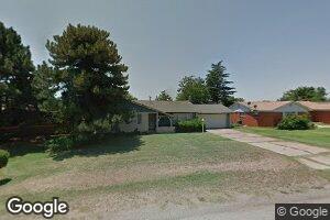 417 E Chestnut St, Hollis, OK 73550