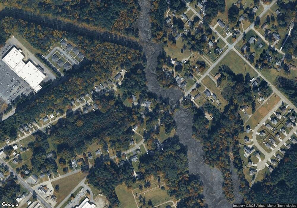 380 Thompson Ave, West Point, VA 23181 - photo 1