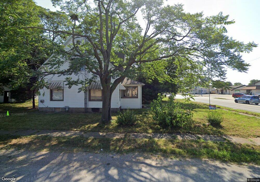 806 W Fayette Ave, Effingham, IL 62401 - photo 1