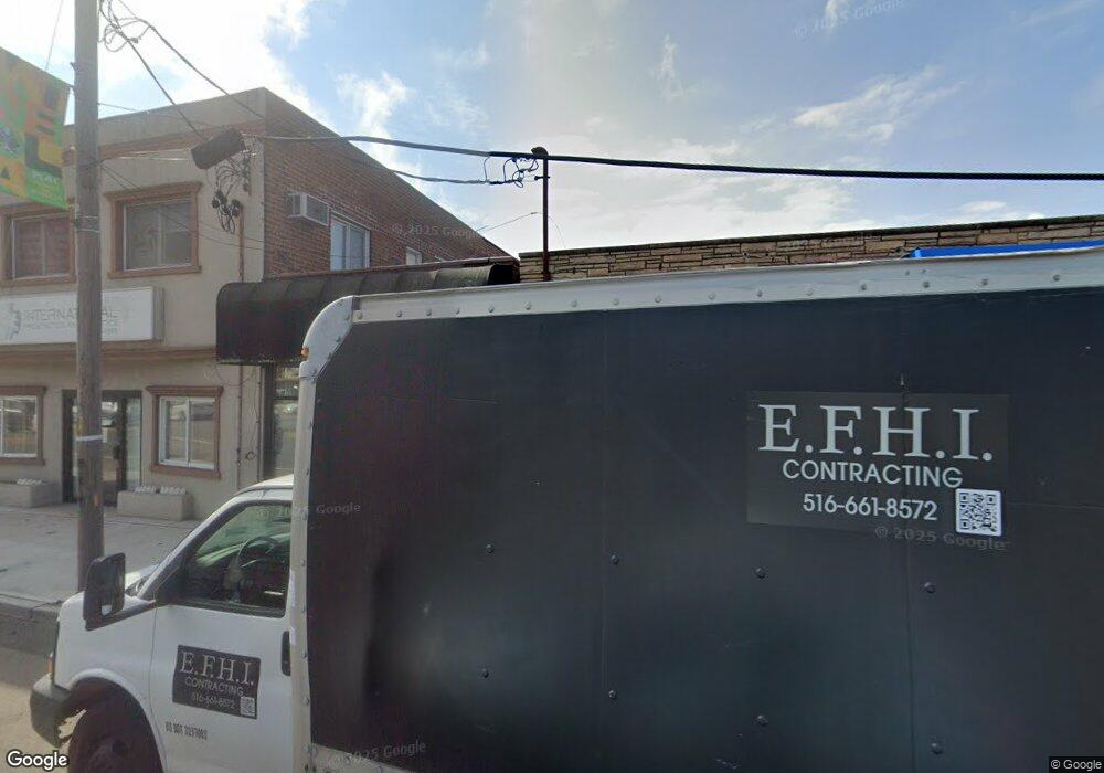 35 E Jericho Turnpike, Mineola, NY 11501 - photo 1