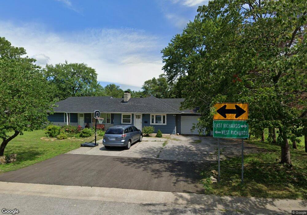 6013 W Richards Dr, Shawnee, KS 66216 - photo 1