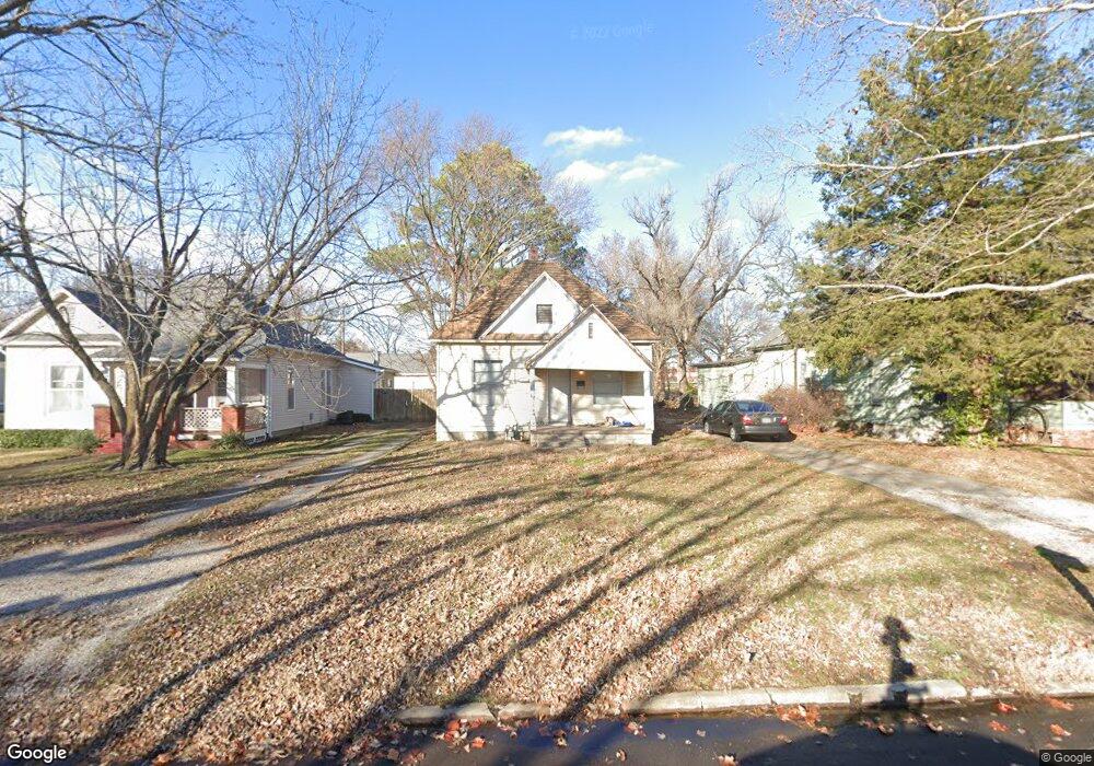 2411 Stevens Ave, Parsons, KS 67357 - photo 1
