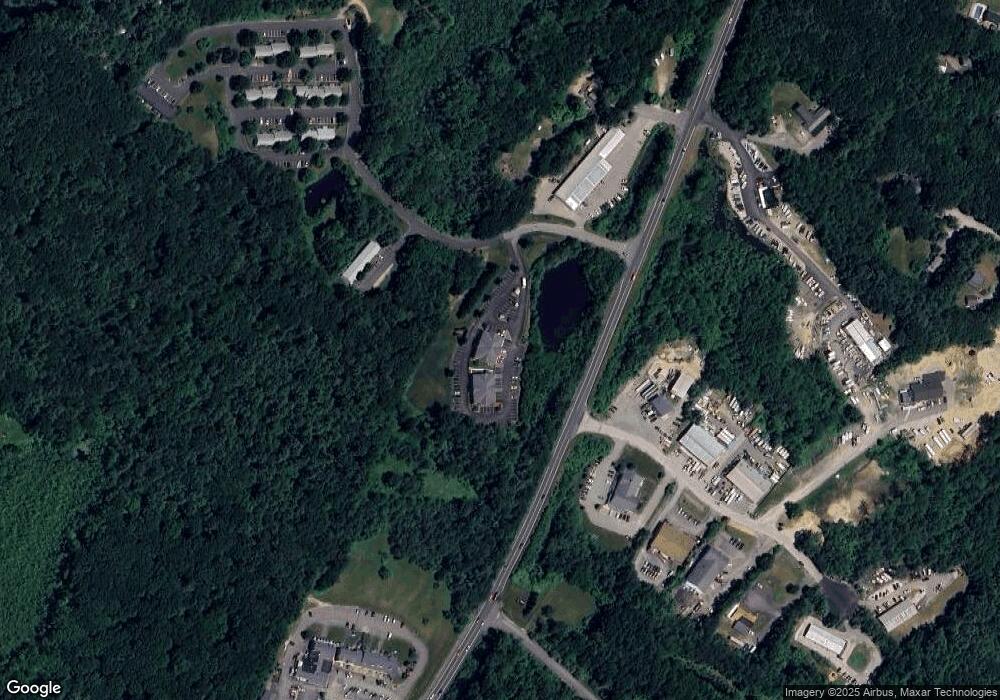 2 Village Green Rd unit 3 Right, Hampstead, NH 03841 - photo 1