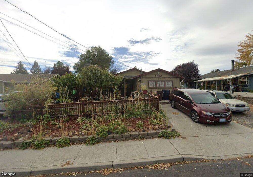 2040 SW Quartz Ave, Redmond, OR 97756 - photo 1