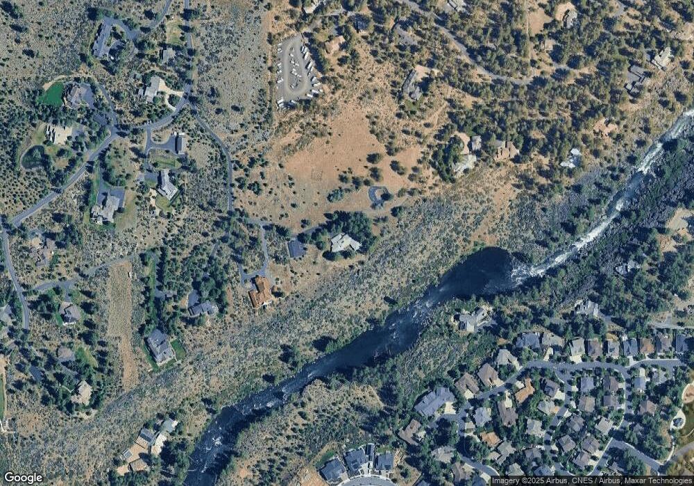 61090 Bachelor View Rd, Bend, OR 97702 - photo 1