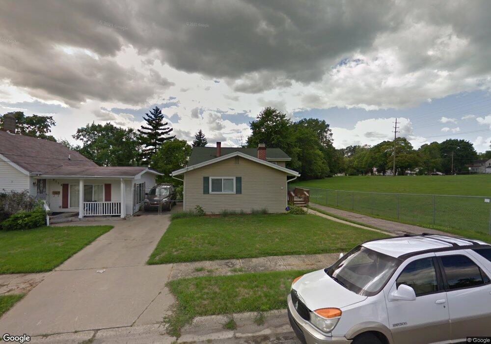 2110 Dwight Ave, Flint, MI 48503 - photo 1