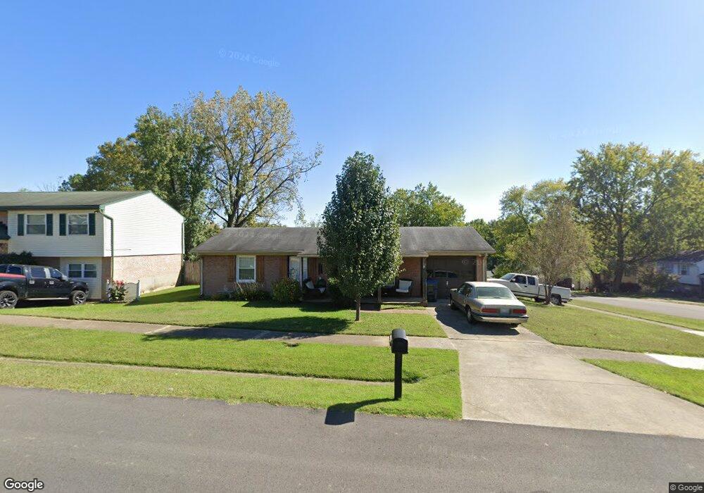 9001 Admiral Dr, Louisville, KY 40229 - photo 1