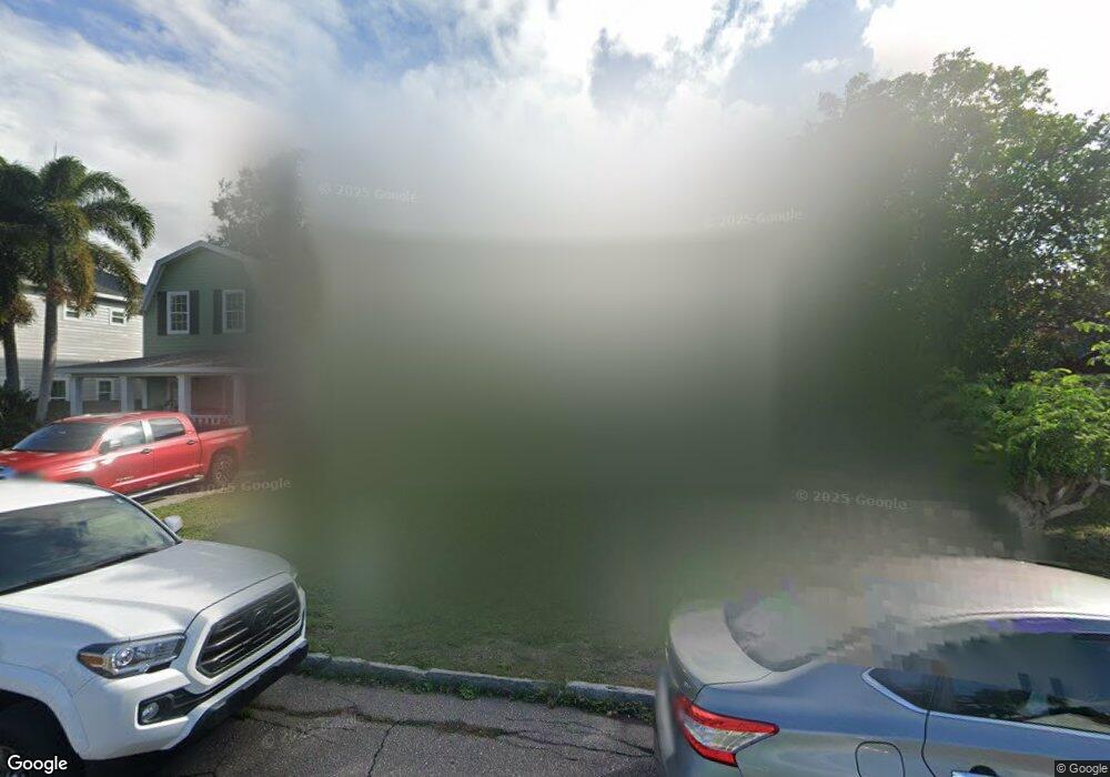 1304 17th Ave N, Saint Petersburg, FL 33704 - photo 1