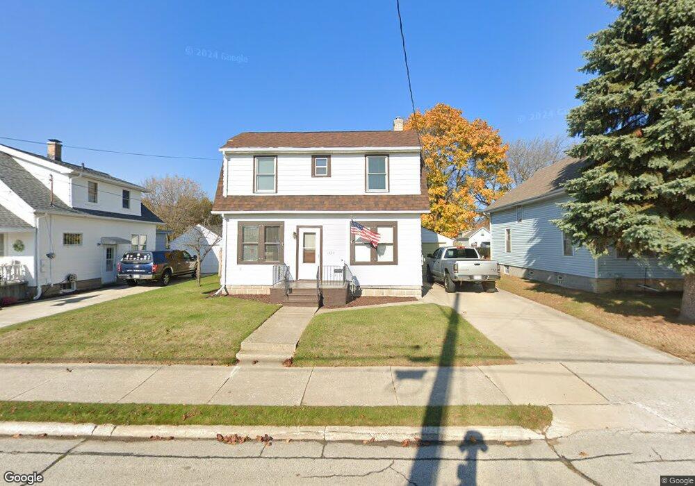 1920 30th St, Two Rivers, WI 54241 - photo 1