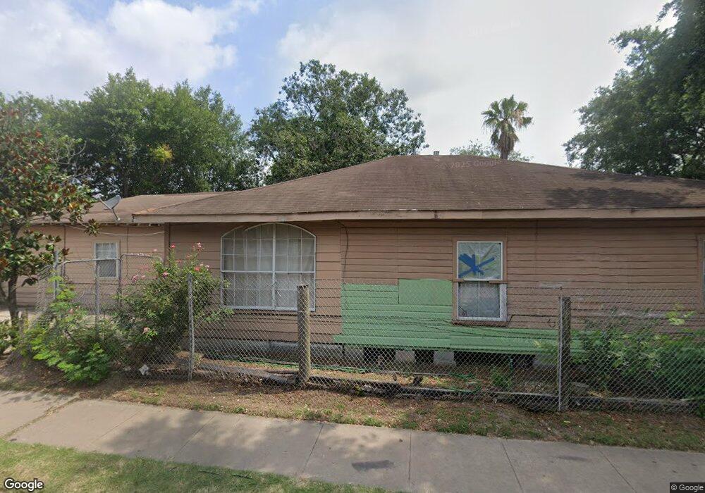 4521 Yellowstone Blvd, Houston, TX 77021 - photo 1