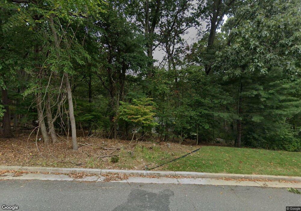 225 Pelican Rd, Middletown, NJ 07748 - photo 1