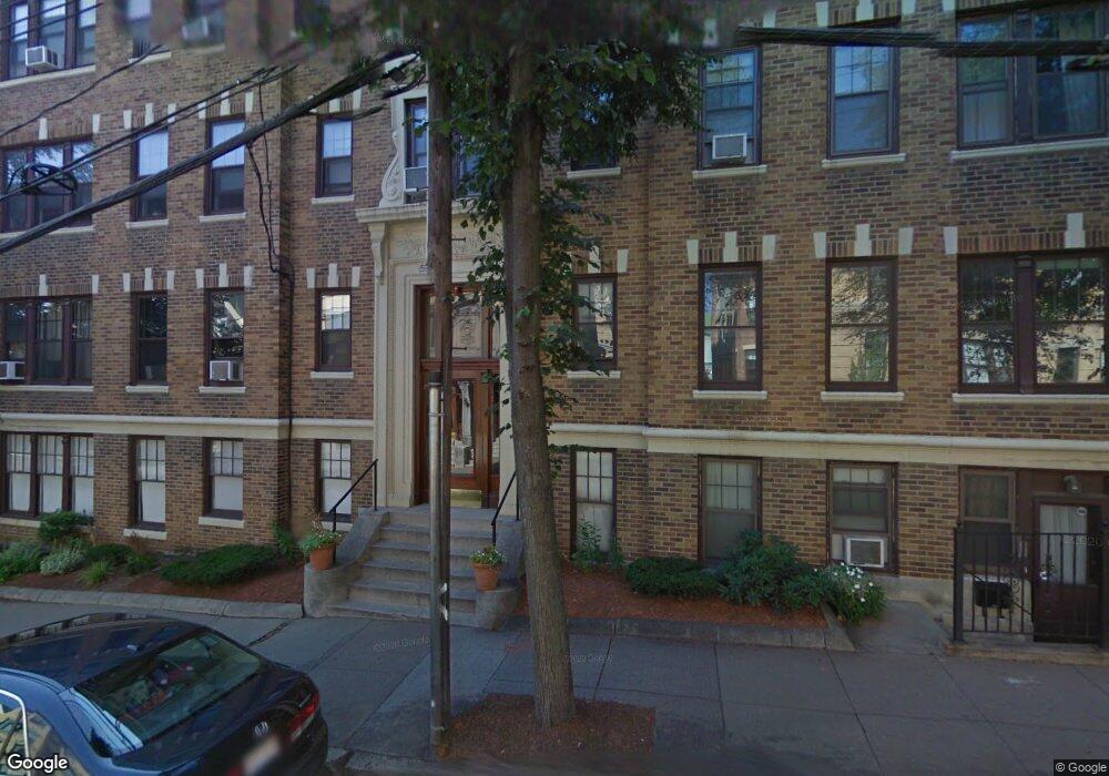 114 Saint Paul St unit 4, Brookline, MA 02446 - photo 1