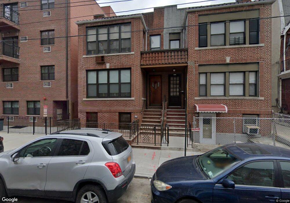 2833 35th St, Astoria, NY 11103 - photo 1