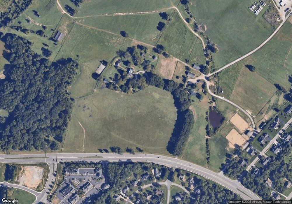 400 Huguenot Trail, Midlothian, VA 23113 - photo 1