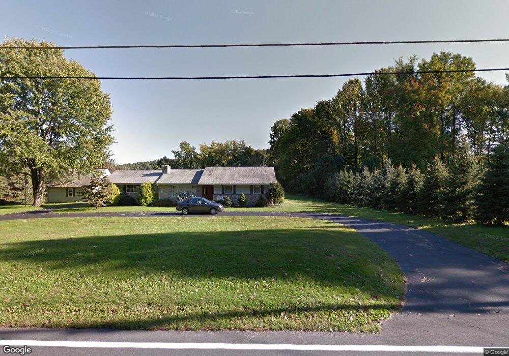 1574 Cedar Top Rd, Reading, PA 19607 - photo 1