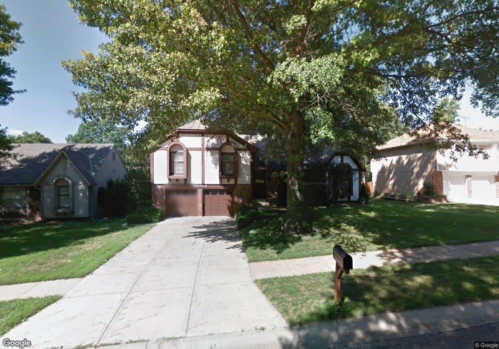 10306 Long St, Lenexa, KS 66215 - photo 1