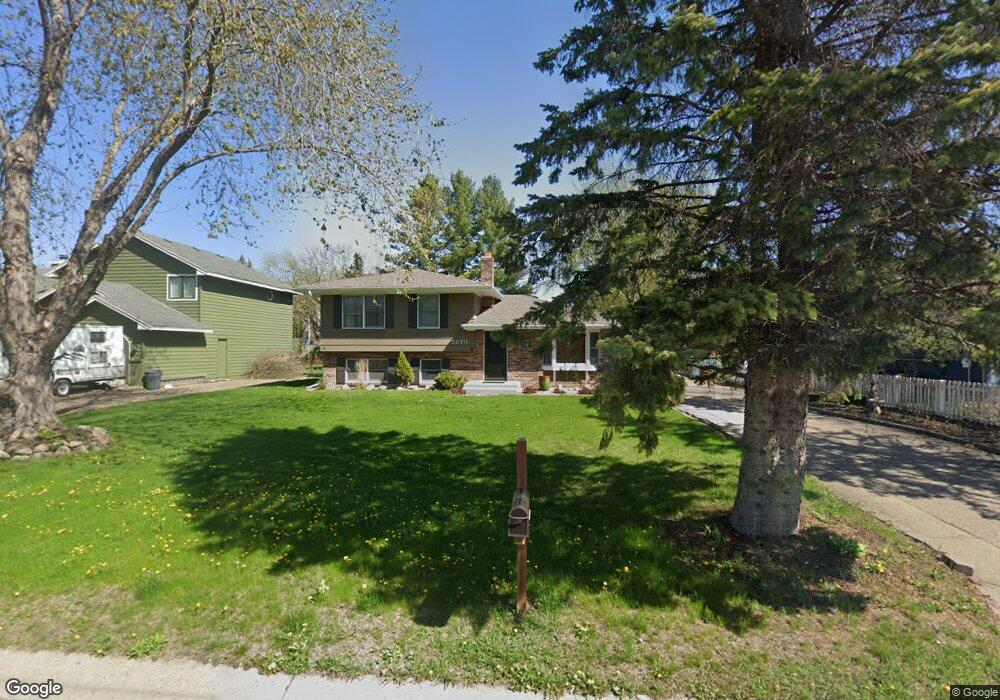 5370 Clayton Dr, Maple Plain, MN 55359 - photo 1