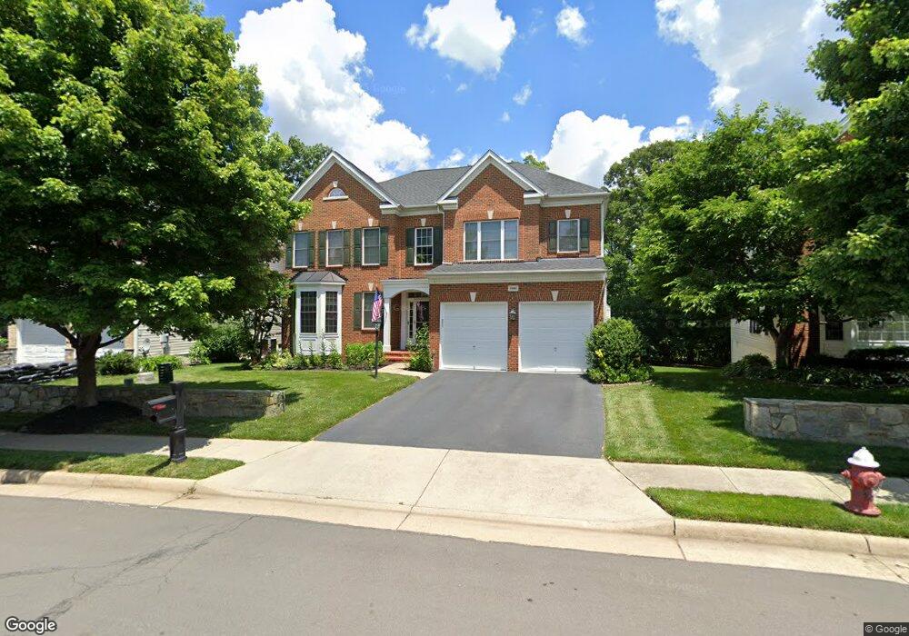 25682 S Village Dr, Chantilly, VA 20152 - photo 1