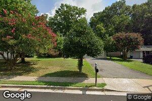 7327 Wickford Dr, Alexandria, VA 22315
