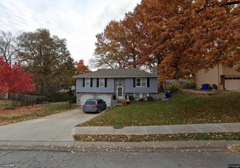 5507 Perry Ave, Shawnee, KS 66203 - photo 1