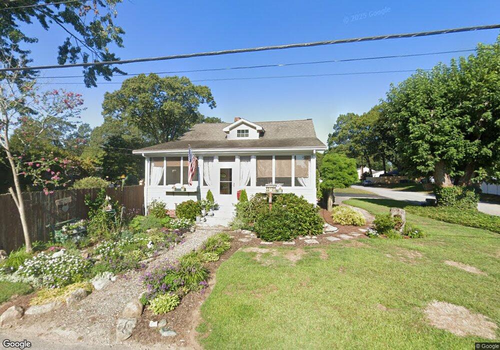 115 Trinity St, Warwick, RI 02886 - photo 1
