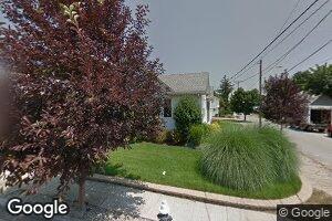 35 Riverfarm Rd, Cranston, RI 02910