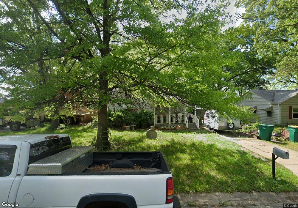 5837 SE Cross St, Topeka, KS 66619 - photo 1